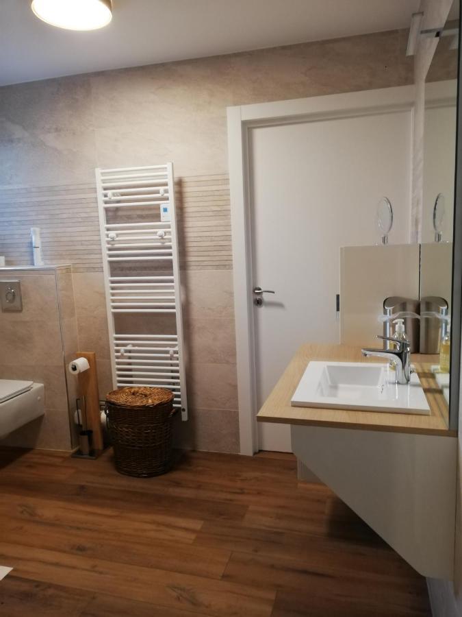 Le 26 Hotel Ruffec  Buitenkant foto